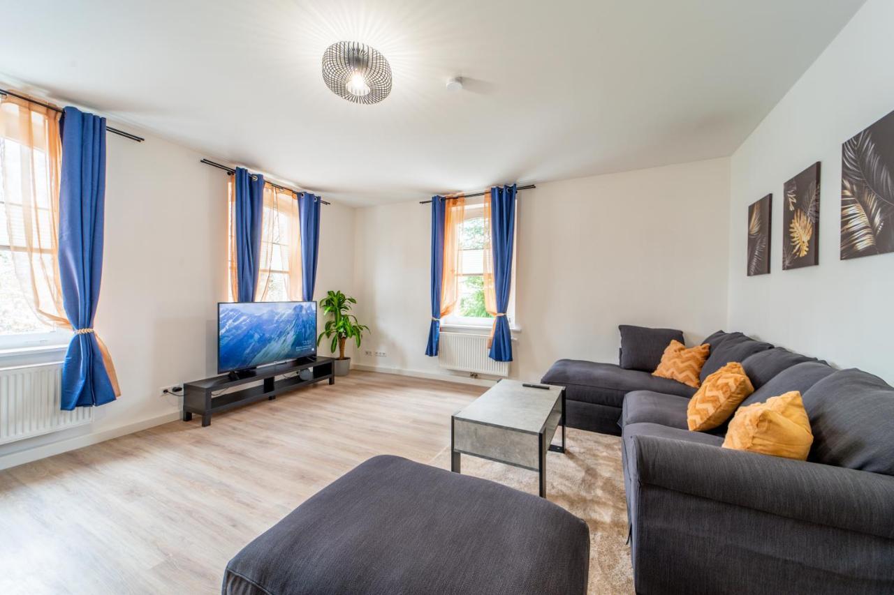 Grosse 3-Zimmer Wohnung - Zentral-Coburg - Kostenloser Parkplatz Buitenkant foto
