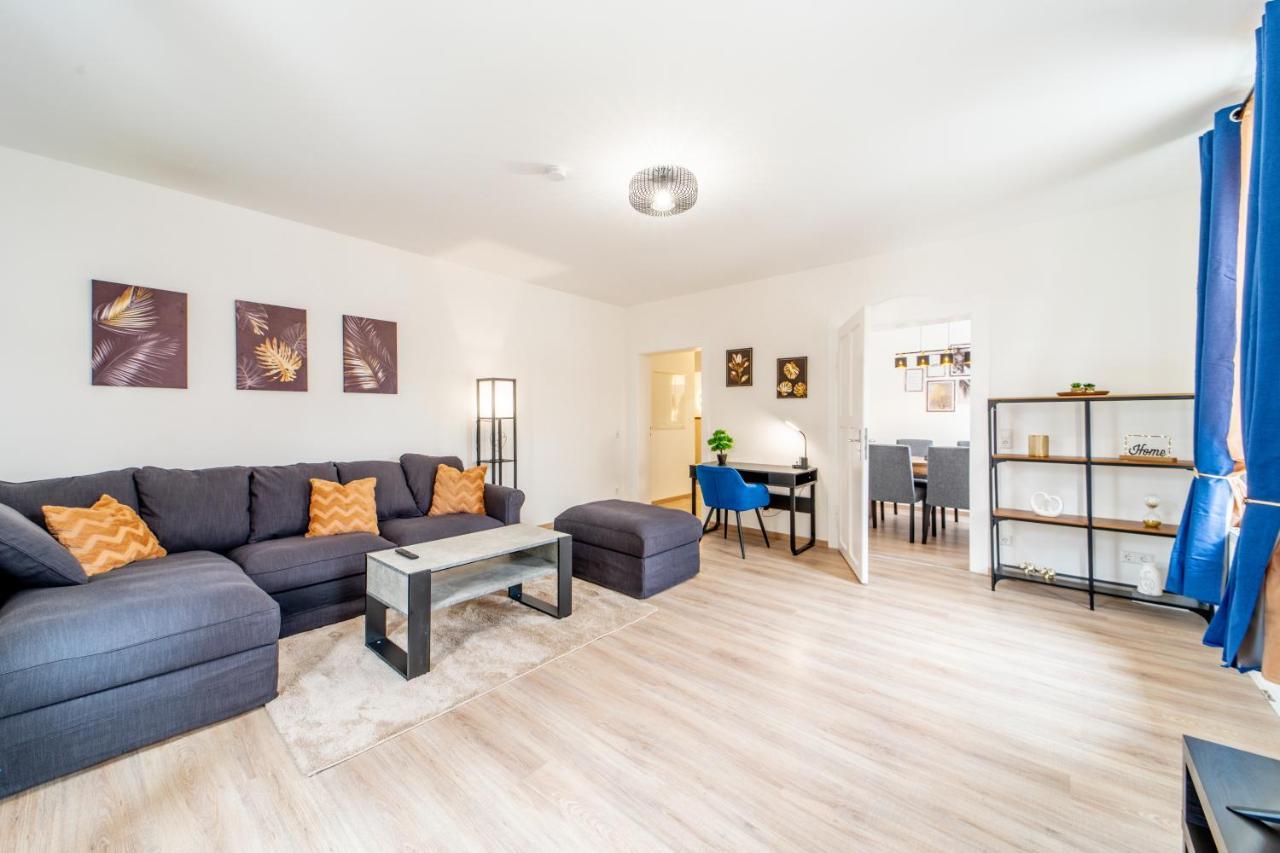 Grosse 3-Zimmer Wohnung - Zentral-Coburg - Kostenloser Parkplatz Buitenkant foto