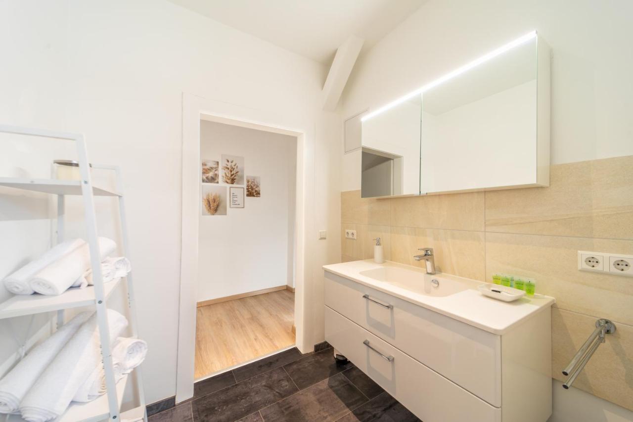 Grosse 3-Zimmer Wohnung - Zentral-Coburg - Kostenloser Parkplatz Buitenkant foto