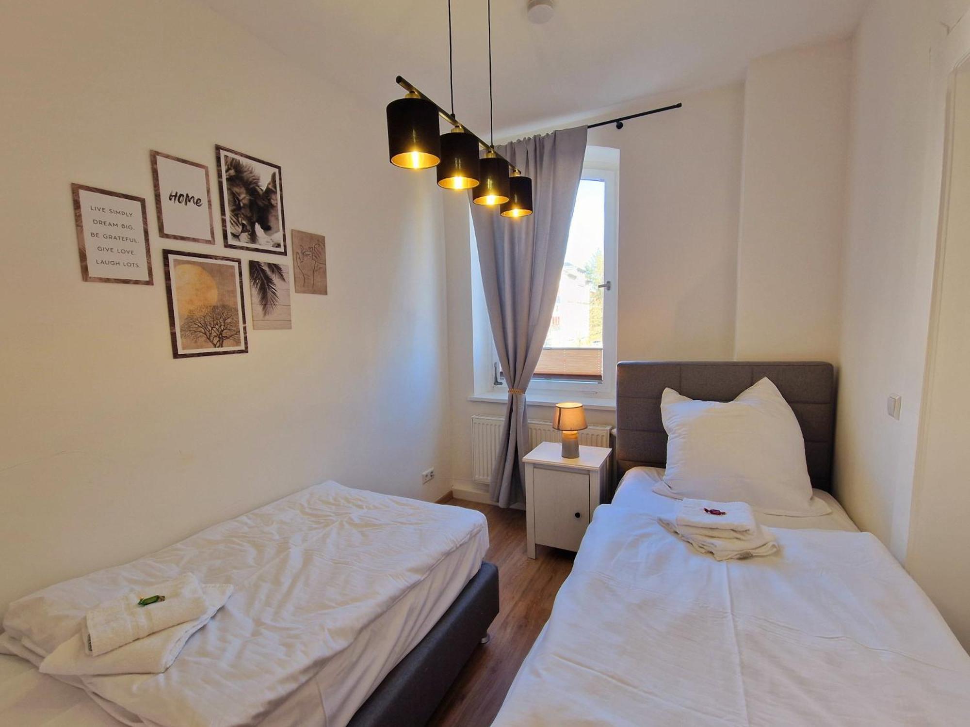 Grosse 3-Zimmer Wohnung - Zentral-Coburg - Kostenloser Parkplatz Buitenkant foto